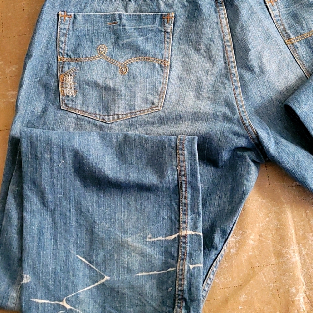 Log jeans